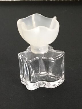 Set of Three Mini Vintage Scent & Dab Bottles, Oscar de la Renta, Nina Ricci